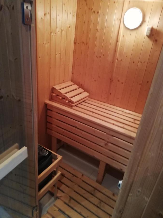 Forest Path Luxury Studio Apartment With Large Bedroom Bathroom And Sauna Sleeps Up To 4 Ballynahinch Exterior foto